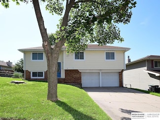 6315 S 109th St, Omaha, NE 68137