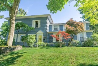 1056 Stuart St NW, Massillon, OH 44646