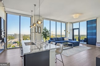 1400 W Peachtree St NW Unit 2721, Atlanta, GA 30309