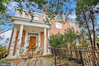 4220 N Charles St, Baltimore, MD 21218