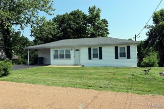 5229 Brinridge Dr, High Ridge, MO 63049