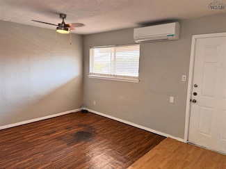 1710 10th St Unit Apartment 14, Wichita Falls, TX 76301