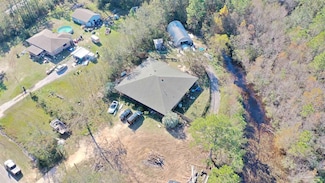 3459 Robinson Point Rd, Milton, FL 32583