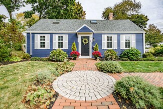 12 Bay View Dr, Portland, ME 04103