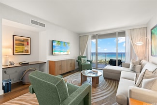 383 Kalaimoku St Unit 3002, Honolulu, HI 96815