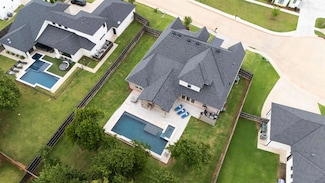 5017 Yale Bridge Ct, Edmond, OK 73034