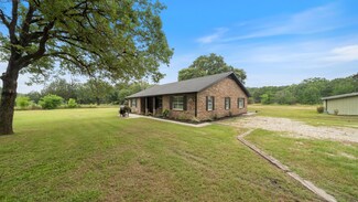 1547 Magnolia Ln, Wills Point, TX 75169