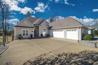 62 Elcano Dr, Hot Springs Village, AR 71909