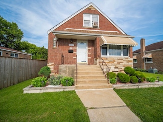 5107 S Luna Ave, Chicago, IL 60638