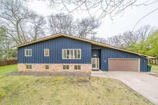 3355 Juniper St S, Cambridge, MN 55008