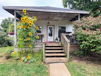 393 Arbor St E, Marcellus, MI 49067