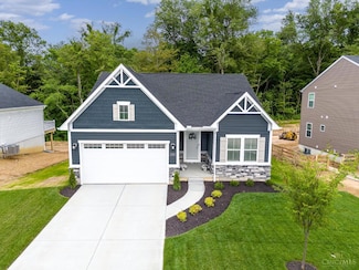 1285 Millstream Dr, Batavia, OH 45103
