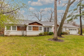 420 Ravine Park Dr, Lake Forest, IL 60045
