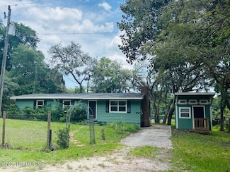 243 Taylor Fury Rd, Pomona Park, FL 32181