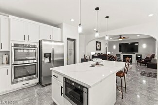 366 Rancho La Costa St, Las Vegas, NV 89138