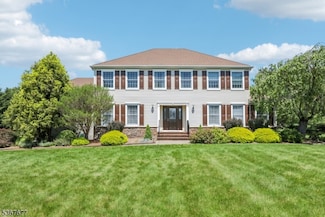 211 Woods End Dr, Basking Ridge, NJ 07920