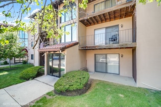 21W581 North Ave Unit 30, Lombard, IL 60148