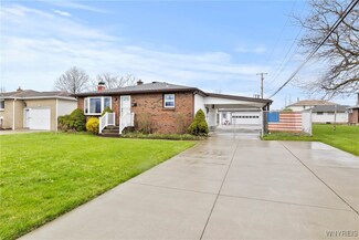 308 Claudette Ct, Depew, NY 14043