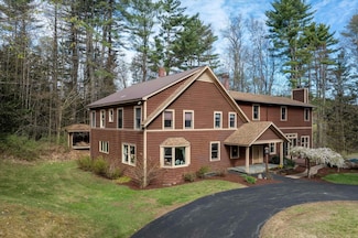 37 Breezy Hill Rd, Springfield, VT 05156