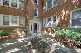 255 Wilcox St Unit 106, Joliet, IL 60435