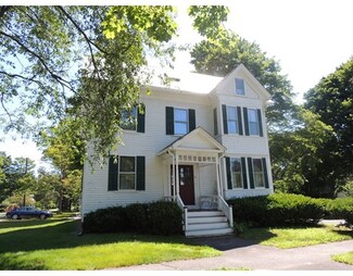 40 Perkins St, Wenham, MA 01984