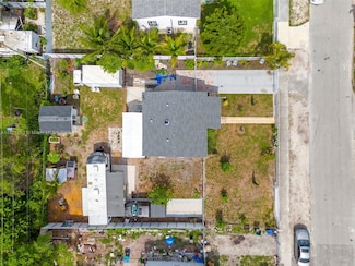 2330 NW 94th St, Miami, FL 33147