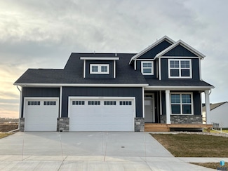 2005 N Valley View Rd, Sioux Falls, SD 57107