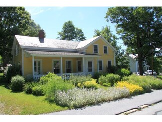 11 Prospect St, North Bennington, VT 05257
