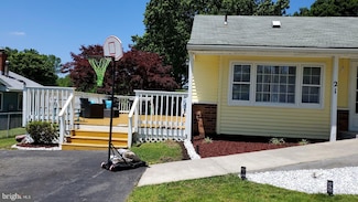 21 Gurnsey Dr, Newark, DE 19713