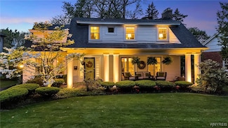 11 Huxley Dr, Buffalo, NY 14226