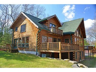 1607 Middle Rd, East Greenwich, RI 02818