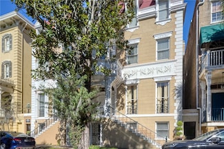 14 E Taylor St, Savannah, GA 31401