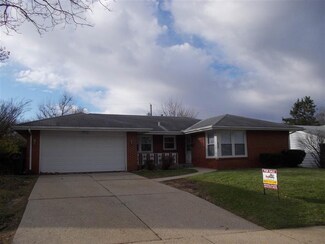 415 Emerson Dr, Rockford, IL 61108