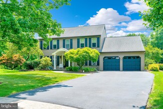 245 Heatherfield Dr, Souderton, PA 18964