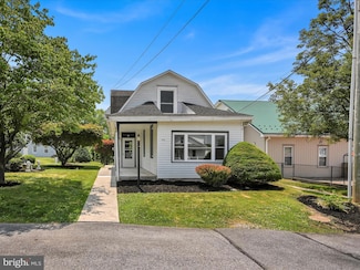 44 W Market St, Palmyra, PA 17078