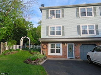 111 Lenape Trail, Washington, NJ 07882