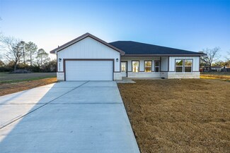 20733 Emerald St, Prairie View, TX 77484