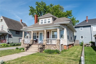 575 Pontiac Ave, Cranston, RI 02910