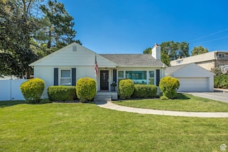2281 E Arbor Ln, Holladay, UT 84117