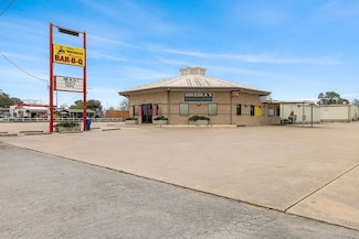 4053 Highway 90, Columbus, TX 78934