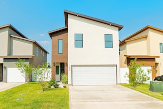 305 Deer Path Loop, Laredo, TX 78045