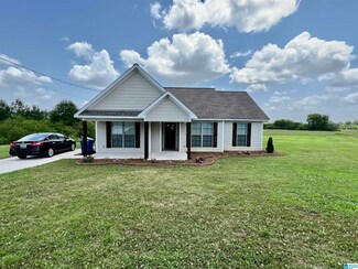 354 Blossom Ln, Blountsville, AL 35031