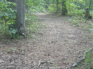 32 Sugar Maple Ln, Gerrardstown, WV 25420