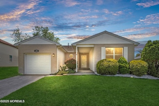 14 Murray Hill Terrace, Marlboro, NJ 07746