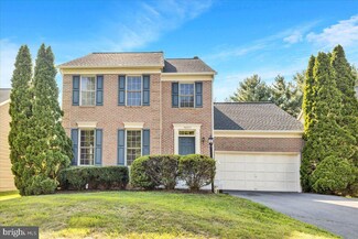 20605 Parkside Cir, Sterling, VA 20165