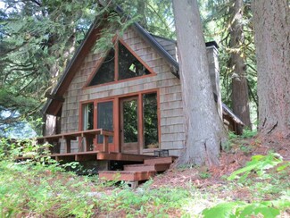 87521 NE 119th St, Skykomish, WA 98288
