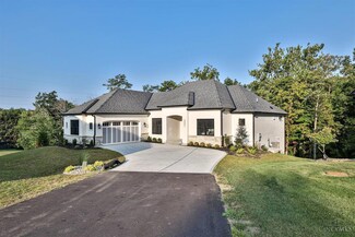 3351 Mohler Woods Ln, Blue Ash, OH 45241