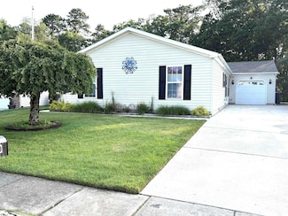 290 Pebble Beach Dr, Mays Landing, NJ 08330