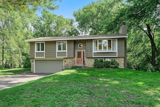 6520 Glenwood Ave, Golden Valley, MN 55427