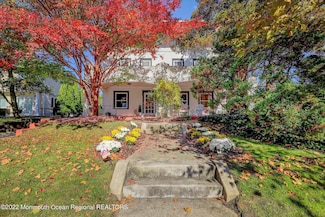 213 Euclid Ave, Allenhurst, NJ 07711